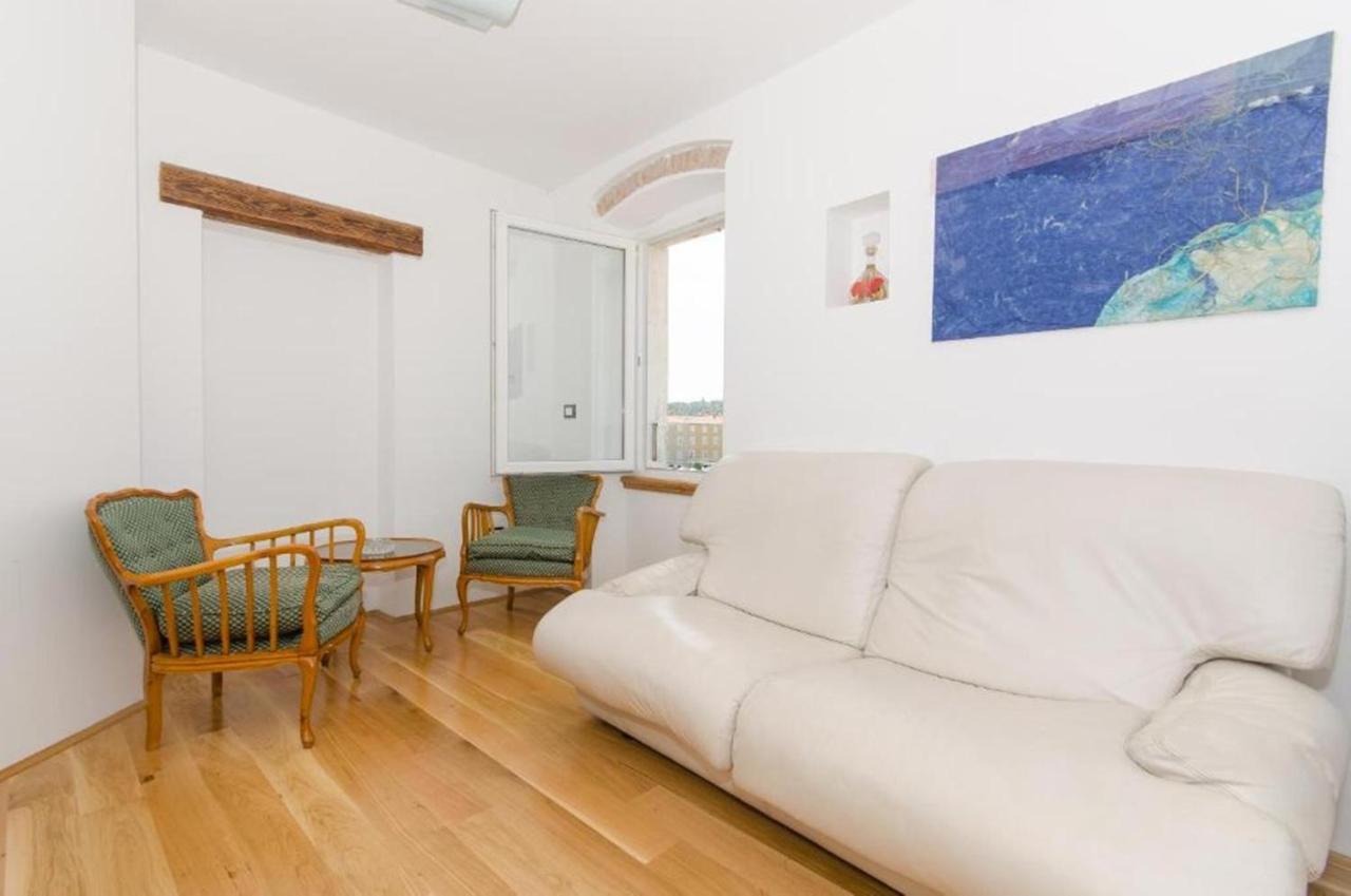 Augusta Apartment Rovinj Zewnętrze zdjęcie